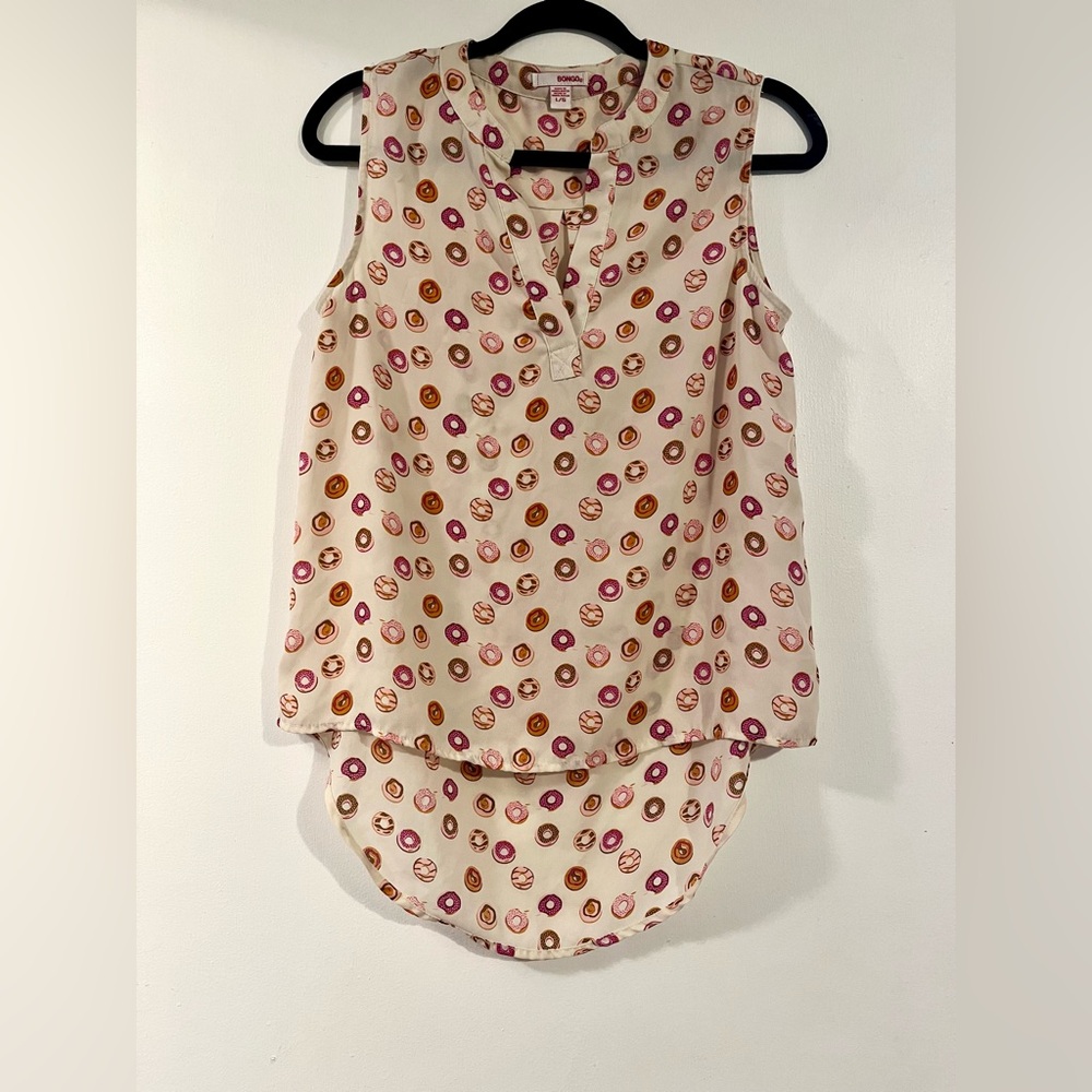 Sleeveless Blouse
